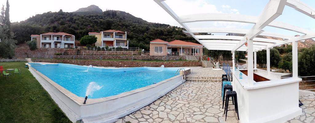 Hotel Theasis Paralia Sergoulas Exteriér fotografie